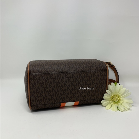 Michael Kors Bedford Small Duffle Satchel - Picture 7 of 12